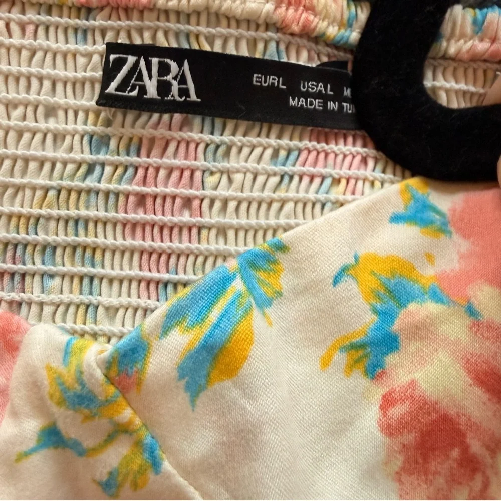 Zara Cream and Floral Puff Sleeve Corset Sweetheart Neck Crop Top